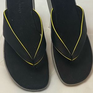 Cole haan flip flops thong sandals 12